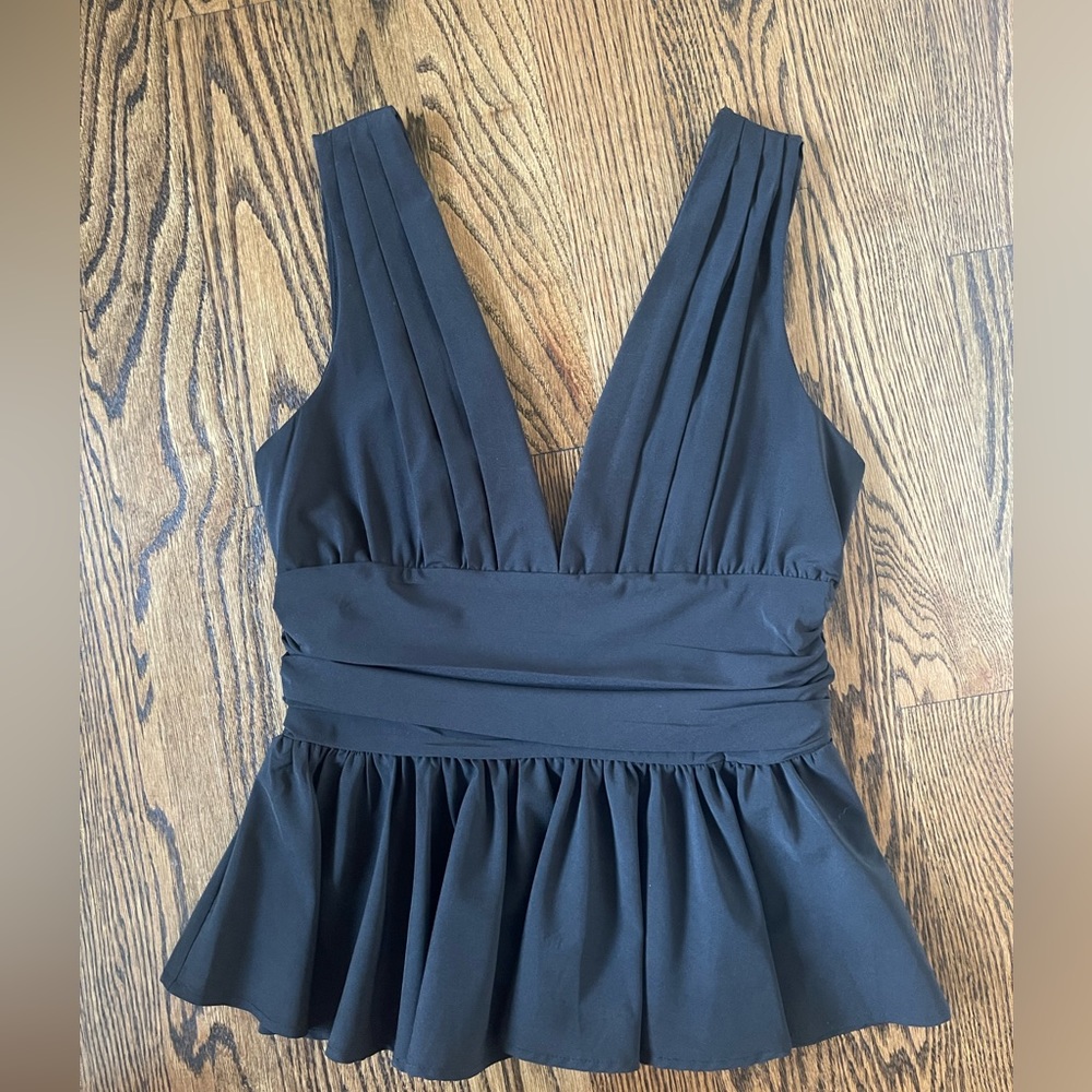 Akira sexy peplum black low cut silky top S